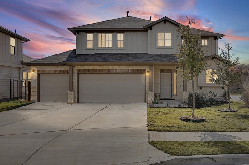 Virtual tour of 225 Manassas Dr