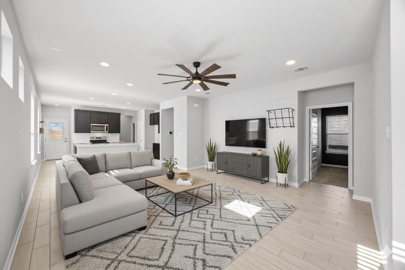 Virtual tour of 225 Unforgiven Ln