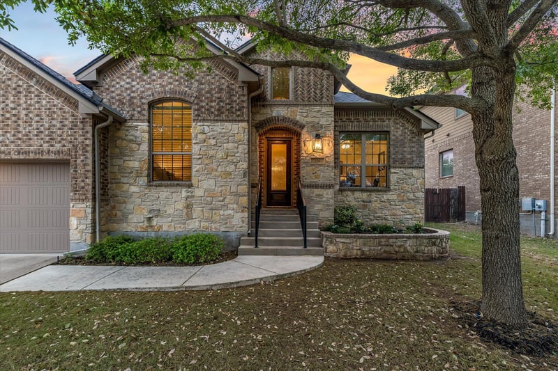 Virtual tour of 226 Galloway LN