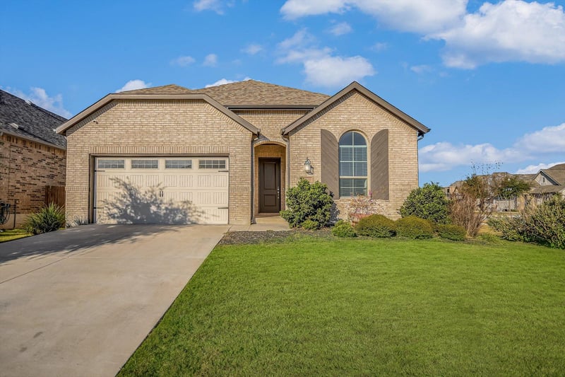 Virtual tour of 22600  Fountaingrass Ln