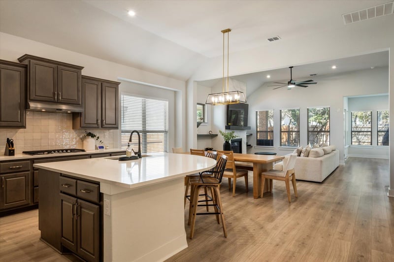 Virtual tour of 22610 Fountaingrass LN