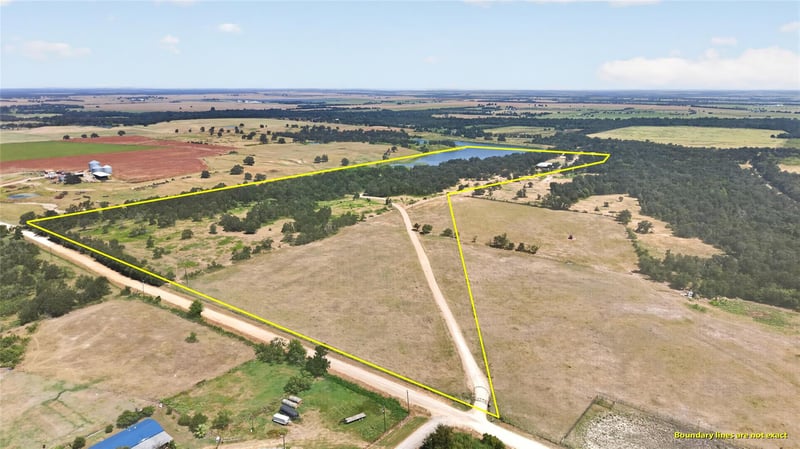 Virtual tour of 2274 County Road 203 Loop
