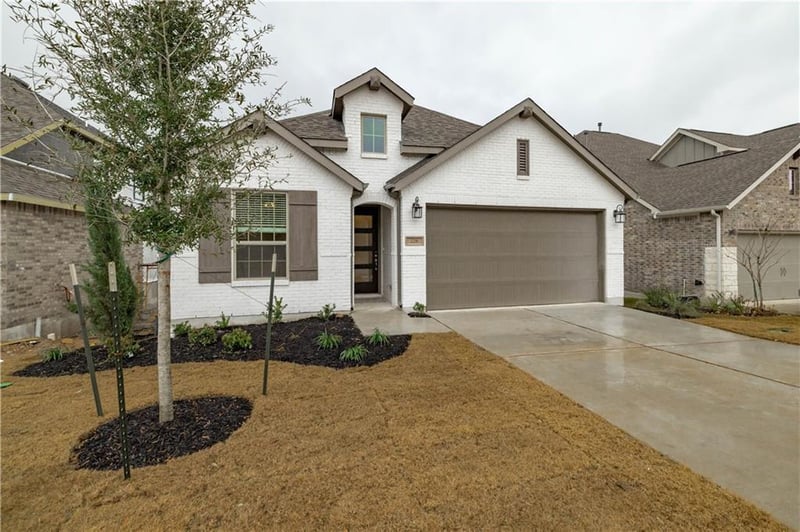 Virtual tour of 228 Arrowhead Mound RD