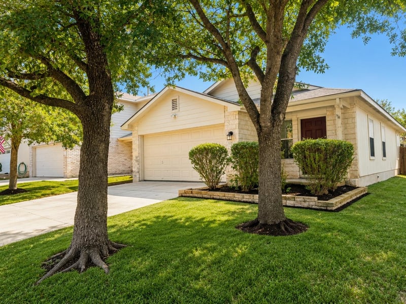 Virtual tour of 228 Black Forest
