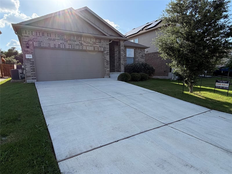 Virtual tour of 228 Castlefields ST