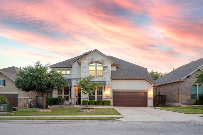 Virtual tour of 228 Lockhart LOOP