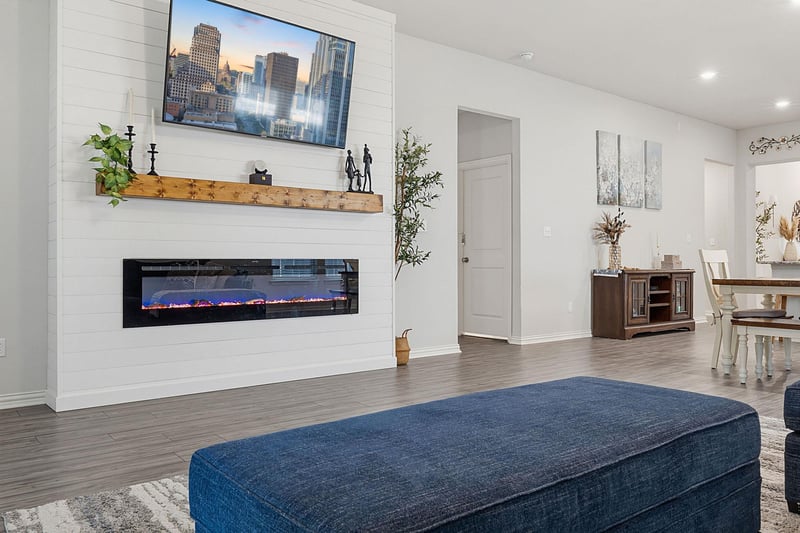 Virtual tour of 228 Tangled Brush DR