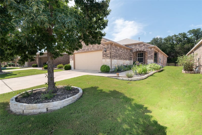 Virtual tour of 229 Hobby ST