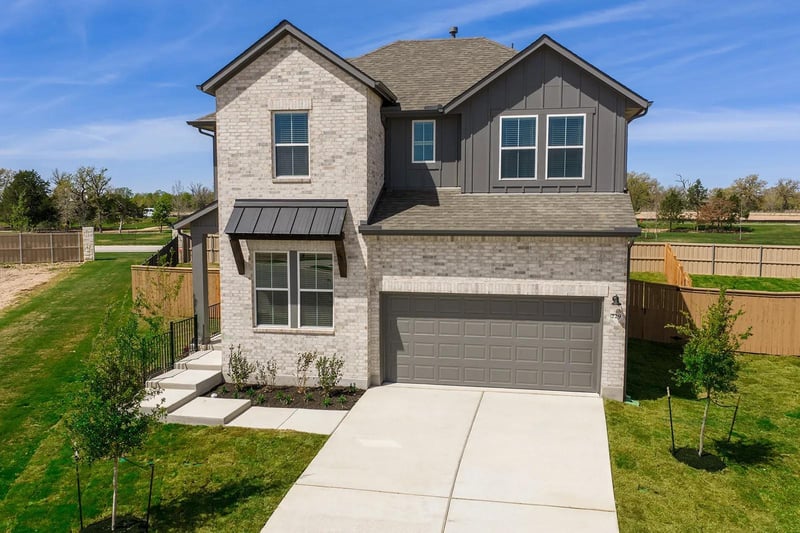 Virtual tour of 229 Kingswood DR