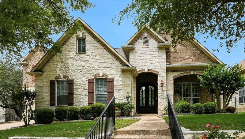 Virtual tour of 2300 Aldworth DR