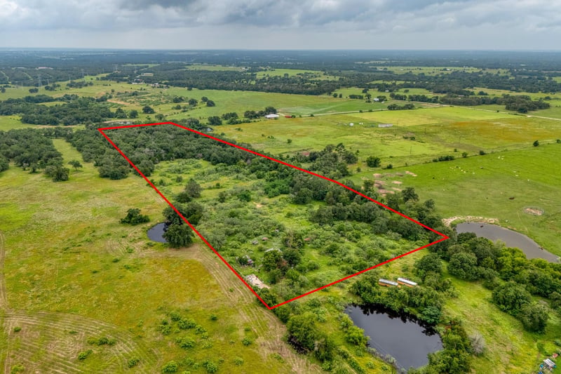 Virtual tour of 2300 County Road 475