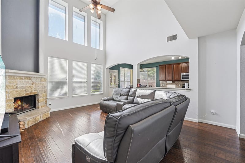 Virtual tour of 2301 Ambling Trl
