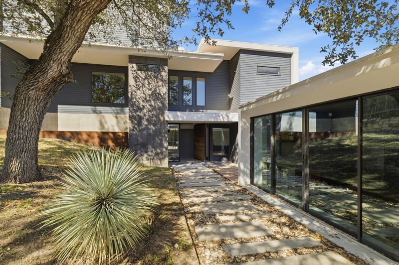 Virtual tour of 2302 Rain Water DR