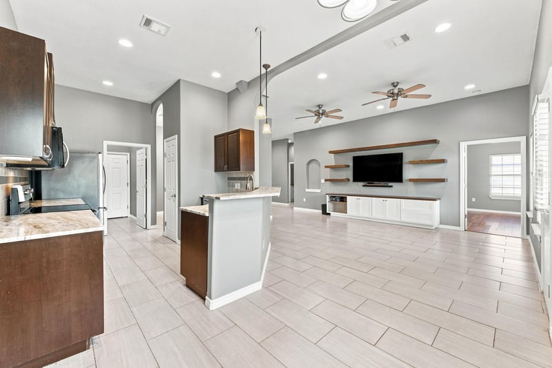 Virtual tour of 2302 Yellow Bird TRL