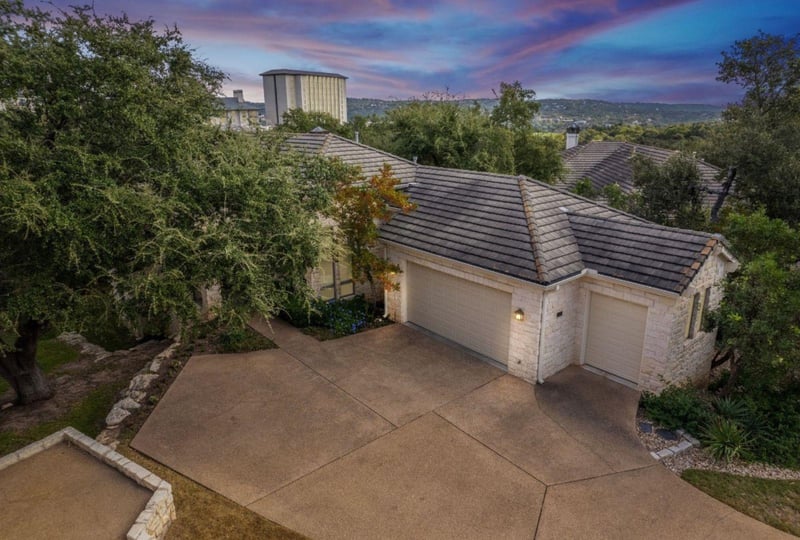 Virtual tour of 2305 Barton Creek BLVD Unit #36
