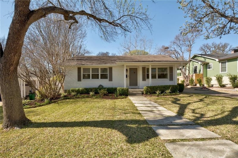 Virtual tour of 2305 Westover Rd