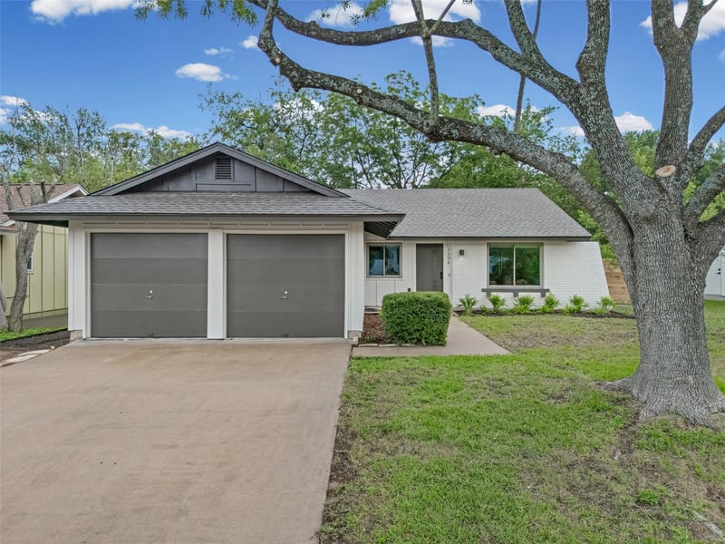 Virtual tour of 2306 Aldford DR
