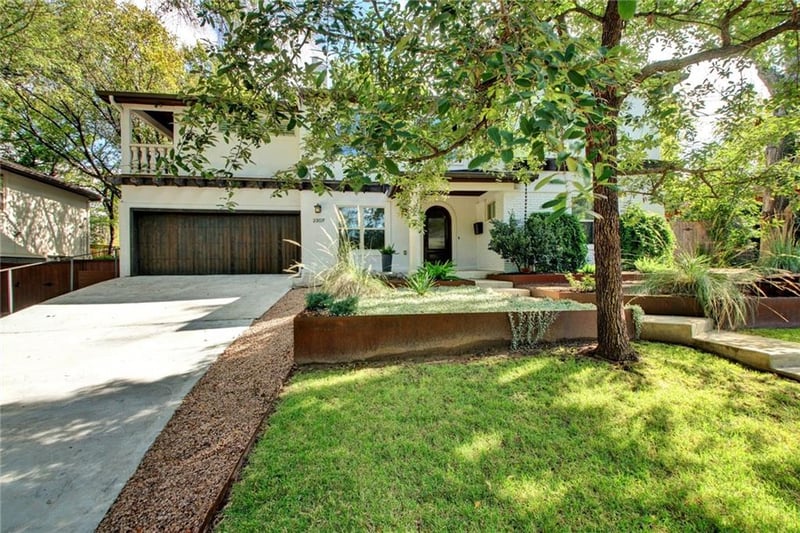 Virtual tour of 2307 Alta Vista Ave