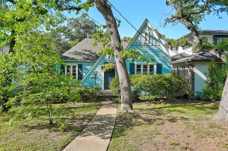 Virtual tour of 2307 Quarry RD
