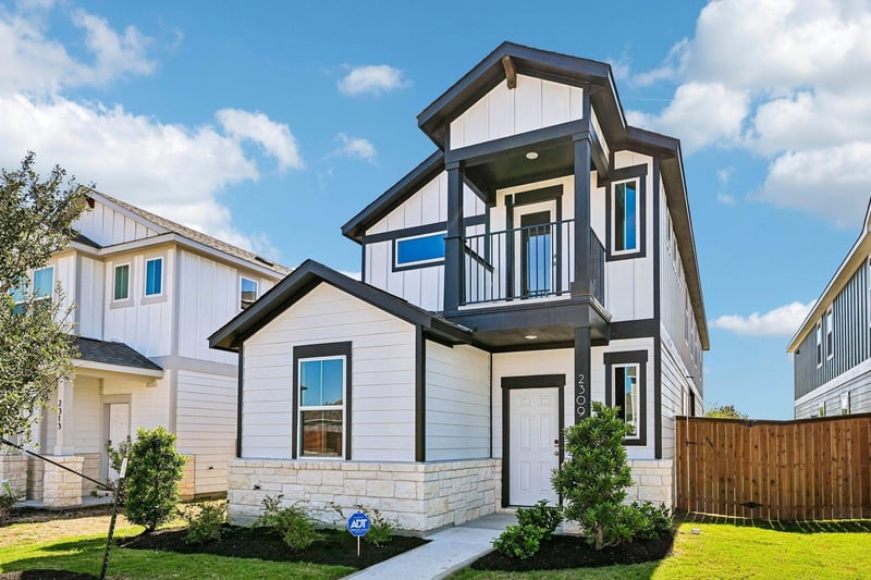 Virtual tour of 2309 Oscar Eli Pl