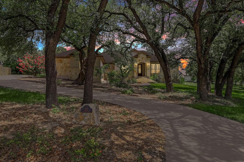 Virtual tour of 231 Marbella WAY