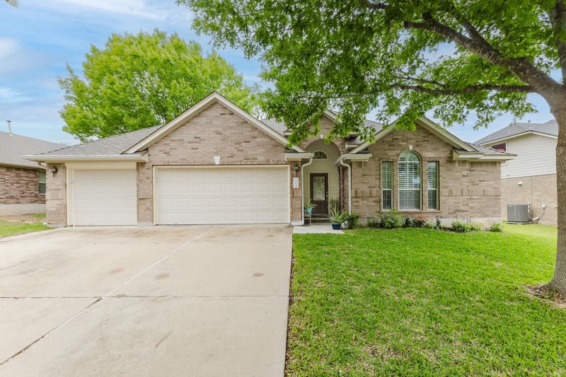 Virtual tour of 2312 Speidel Dr