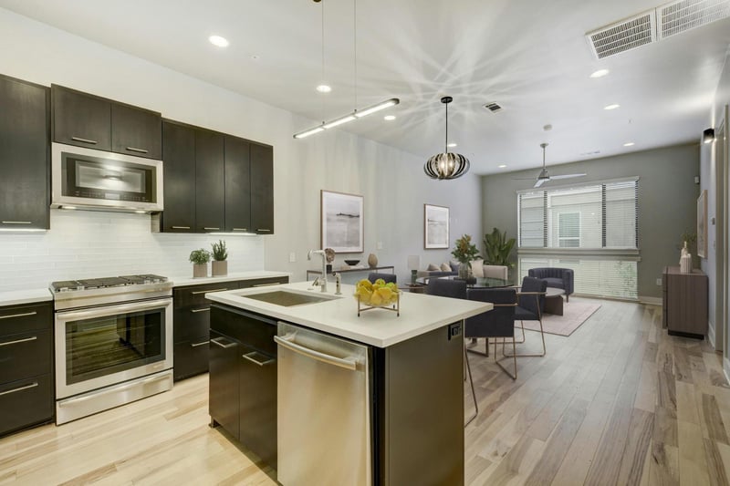 Virtual tour of 2314 Enfield RD Unit #202