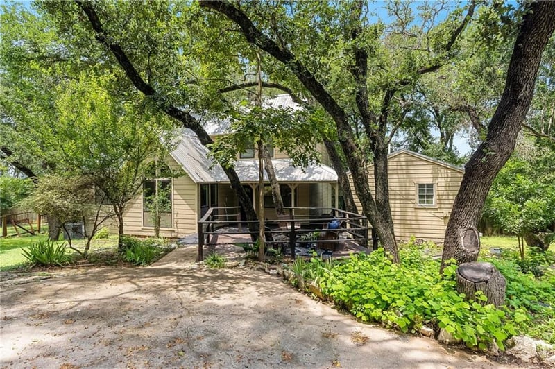 Virtual tour of 2316 Bahama RD