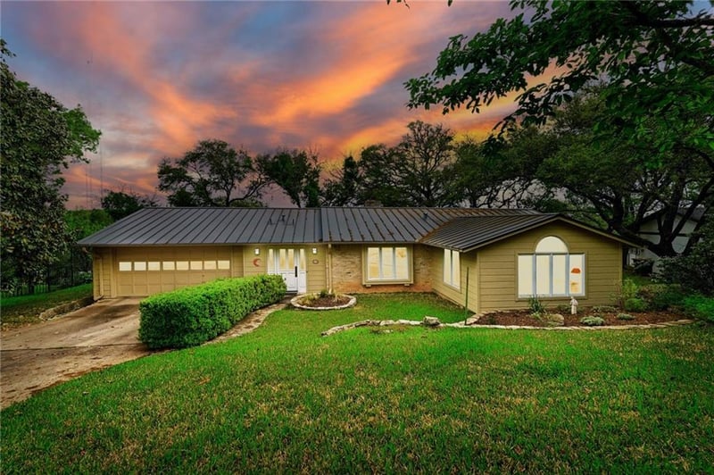Virtual tour of 2316 Matador CIR