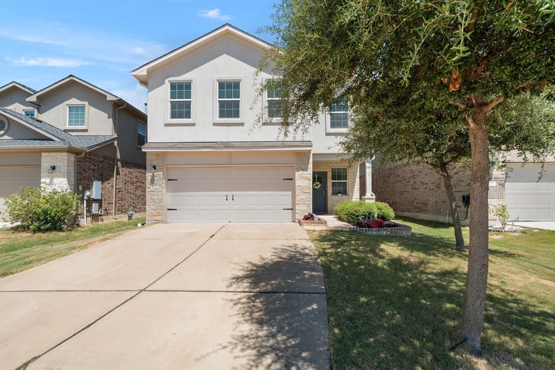 Virtual tour of 233 Frederick DR