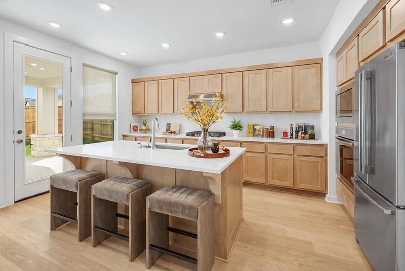 Virtual tour of 233 Rightfield Dr