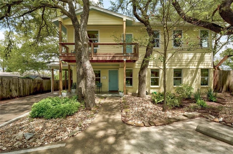 Virtual tour of 2330 Westforest DR