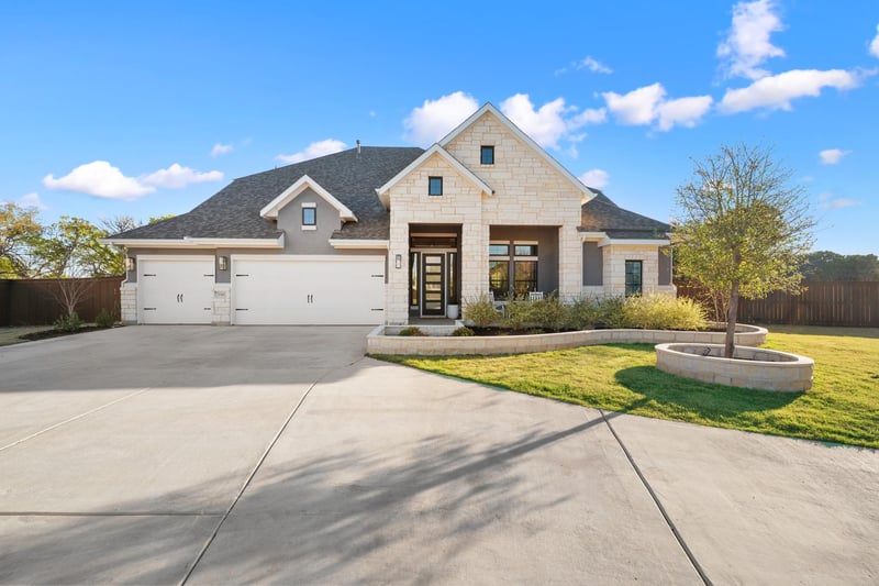 Virtual tour of 2345 Beebalm ST