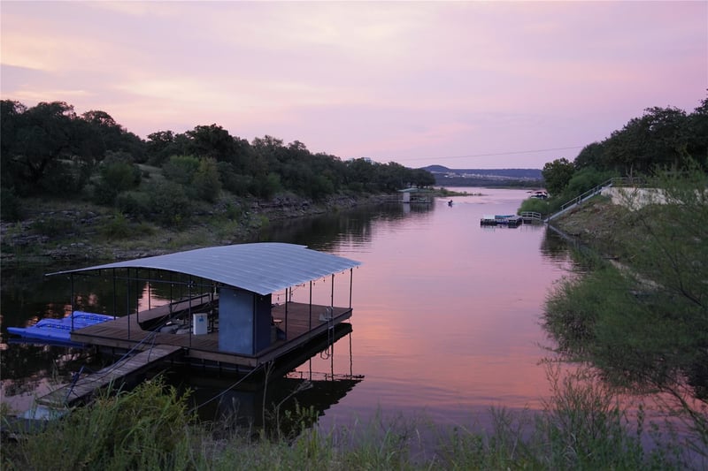 Virtual tour of 23614 Midway DR