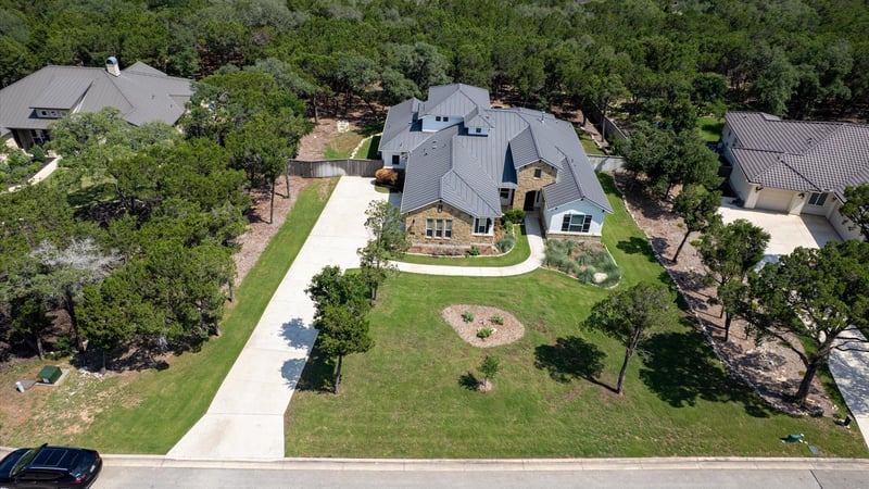Virtual tour of 2382 Geneseo Oaks