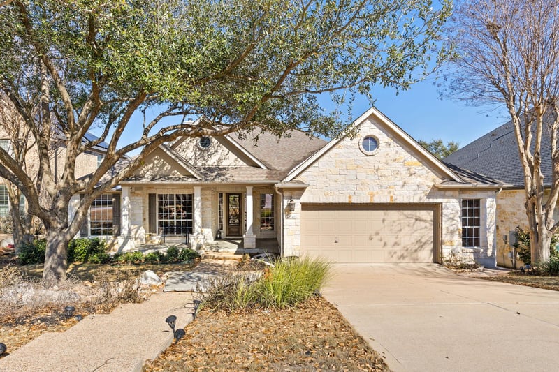 Virtual tour of 240 Bolton DR