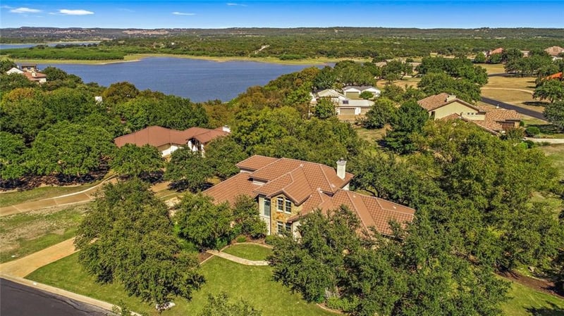 Virtual tour of 2401 Sailpoint DR