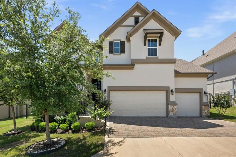 Virtual tour of 2404 Berkleys Brook DR