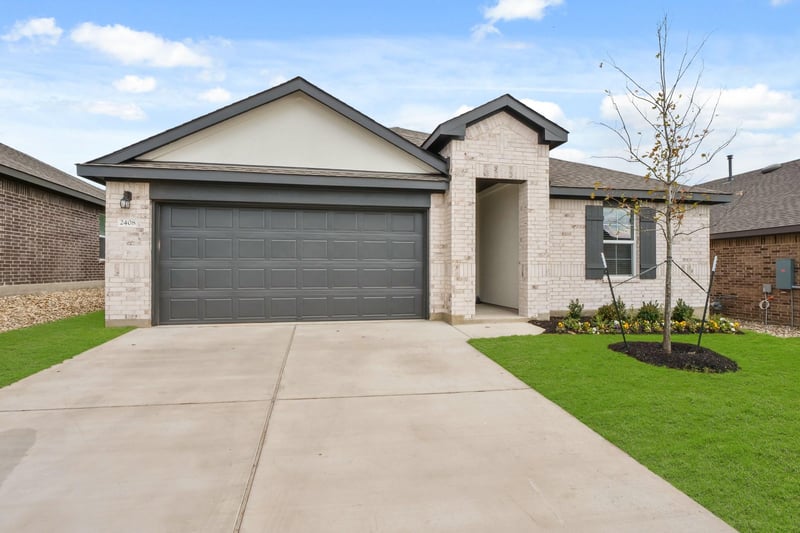 Virtual tour of 2408 N Bronc Buster Way