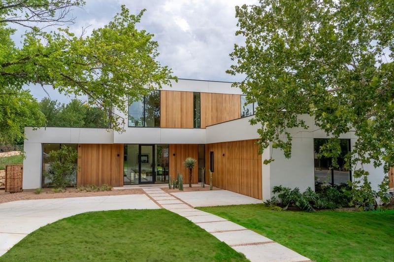 Virtual tour of 2409 Wilke DR