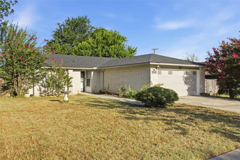 Virtual tour of 2410 Buttercup CIR