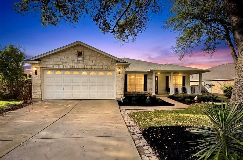 Virtual tour of 2417 Hallie LN