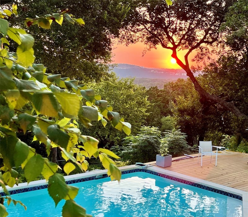 Virtual tour of 2419 Trail Of Madrones
