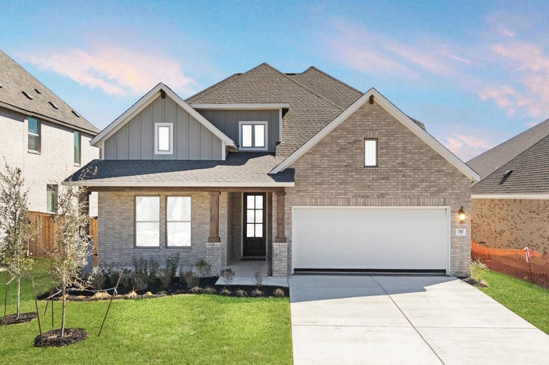 Virtual tour of 242 Five Mile Creek WAY