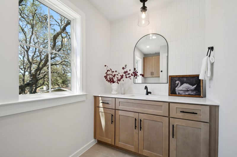 Virtual tour of 2420 Drew LN Unit #8