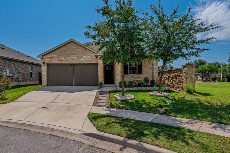 Virtual tour of 2420 Lobo Landing CV