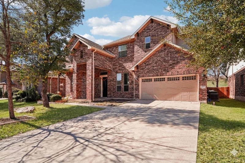 Virtual tour of 2421 Bowen ST