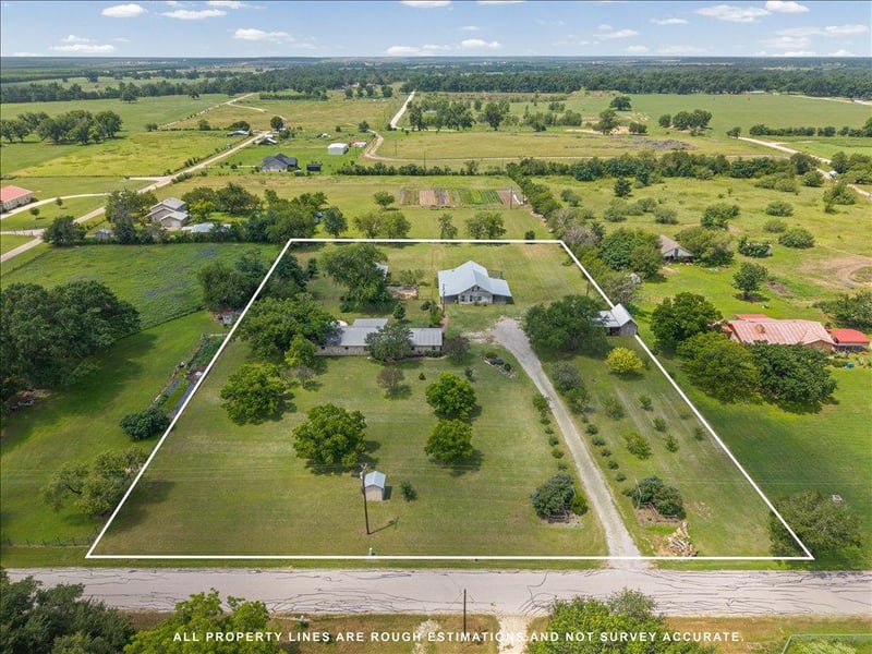 Virtual tour of 2421 Post Oak RD
