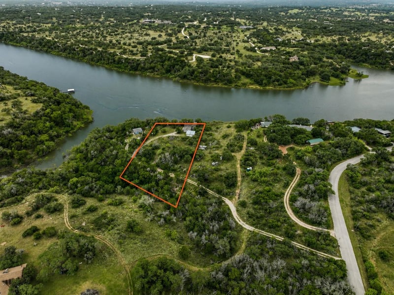 Virtual tour of 24221 Pedernales Cliff TRL Unit #2