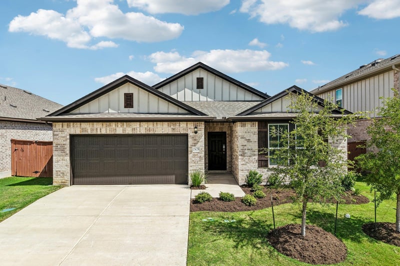 Virtual tour of 2428 Ambling TRL